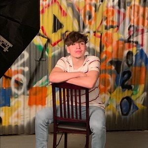 Meet your Posher, Ethan